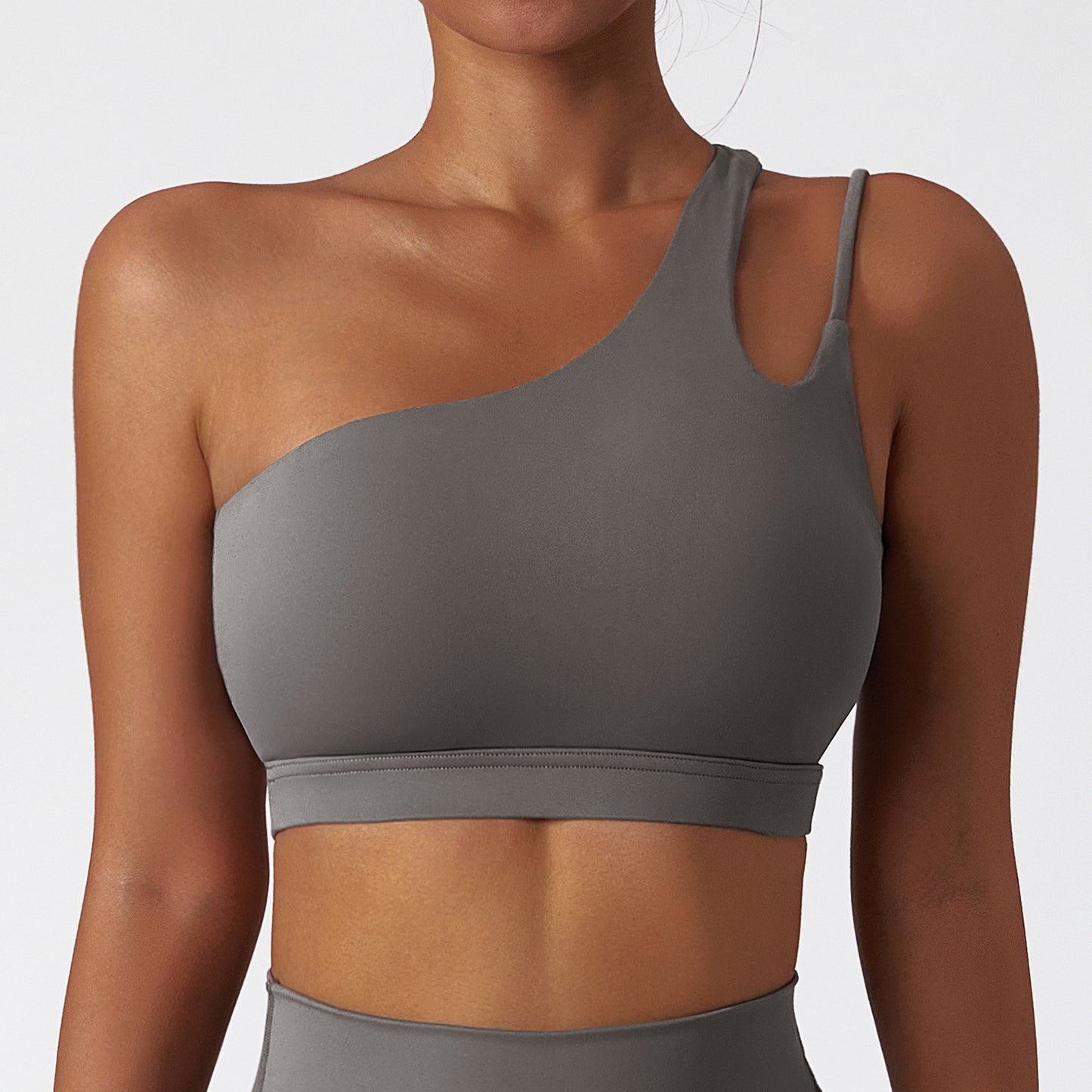 Slant shoulder beautiful back yoga bra nude sports bra irregular shoulder straps running fitness vest top