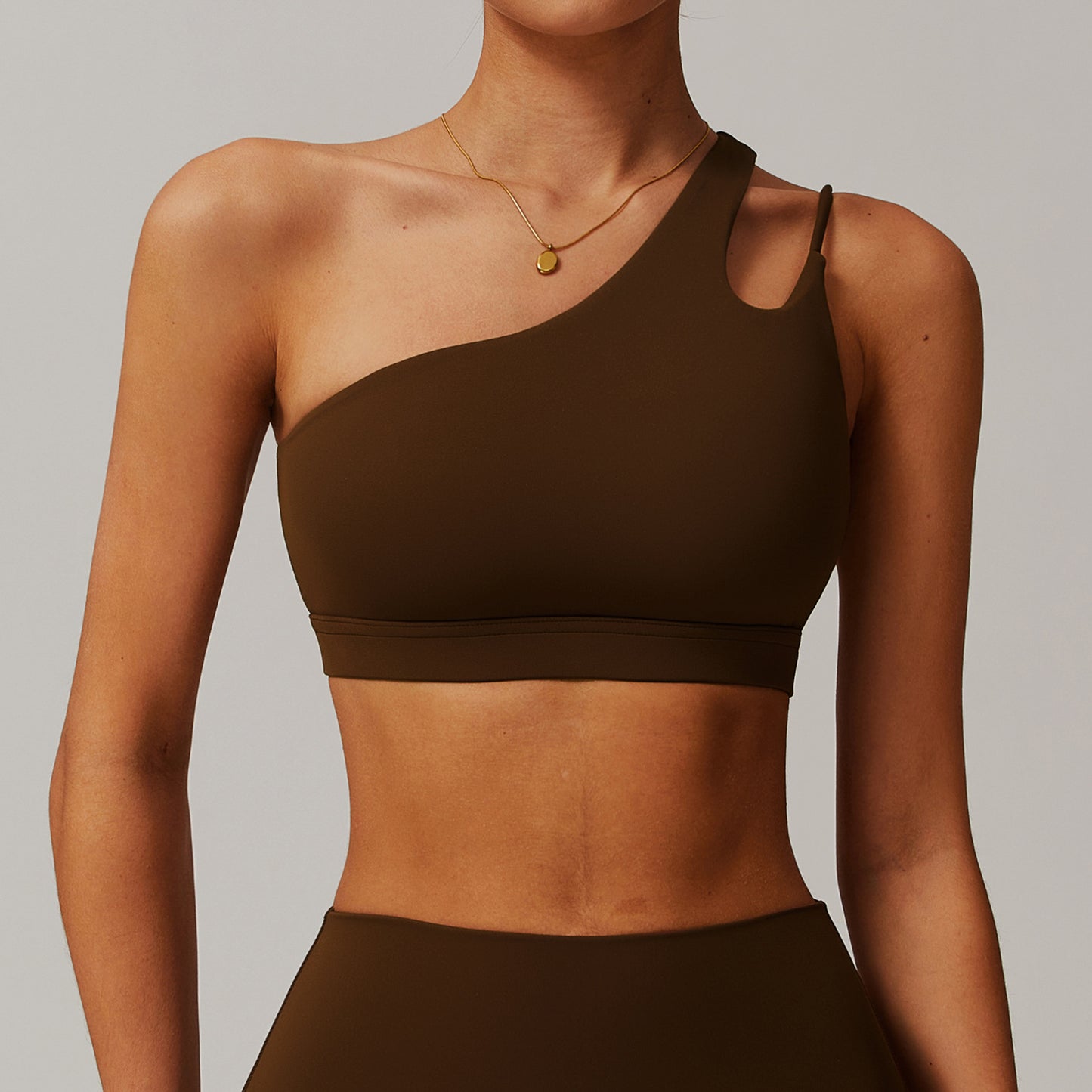 Slant shoulder beautiful back yoga bra nude sports bra irregular shoulder straps running fitness vest top